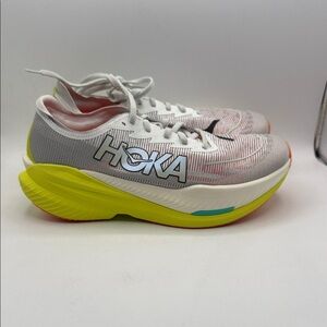 Hoka Mach x2 MISS MATCH PAIR MENS 10 and 11 White and Neon Yellow Athletic S5